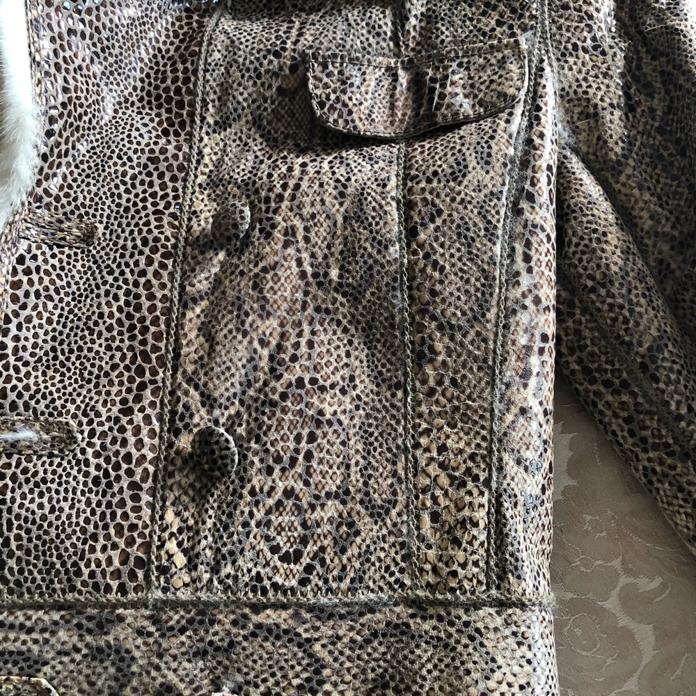 Jacket - Picture 3 of 7